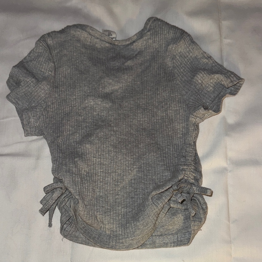 Gray Ribbed T-Shirt - Picture 2 of 2